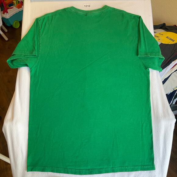 Delta Magnum Weight Men T-shirt Size L Green Irish Yoga Las Vegas Drinking Joke - Picture 8 of 8